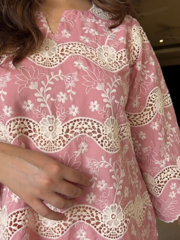 Breezy elegance in summer hues ☀️✨Embroidered by skilled artisans — made to keep you cool and gl (1) Breezy elegance in summer hues ☀️✨Embroidered by skilled artisans — made to keep you cool and gl (1)