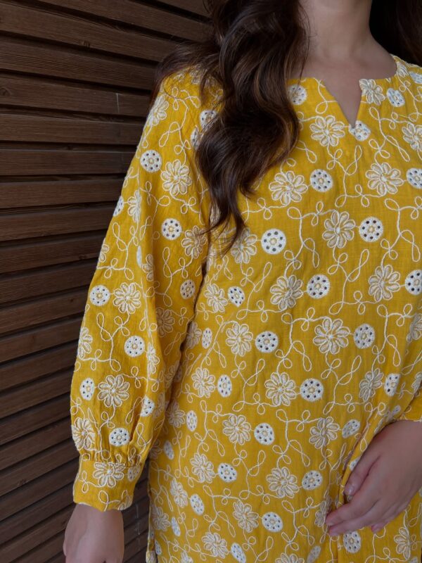 Breezy vibes meet intricate threads 🌞✨ This embroidered summer coord set is all about effortles (2) Breezy vibes meet intricate threads 🌞✨ This embroidered summer coord set is all about effortles (2)