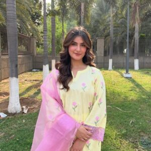 Elegance in every stitch—floral embroidery that tells a story.This embroidered suit blends moder (1) Elegance in every stitch—floral embroidery that tells a story.This embroidered suit blends moder (1)