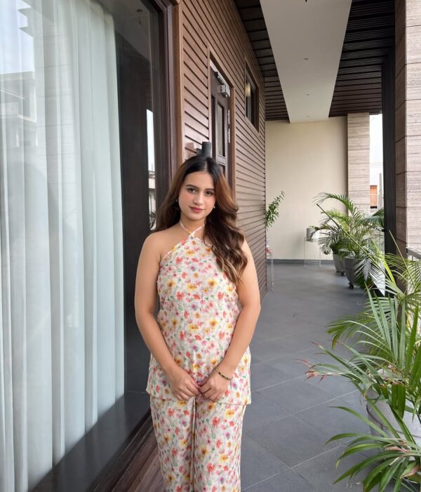 Floral, flowy, and forever timeless.Meet the cord set your wardrobe has been waiting for.For fur Floral, flowy, and forever timeless.Meet the cord set your wardrobe has been waiting for.For fur