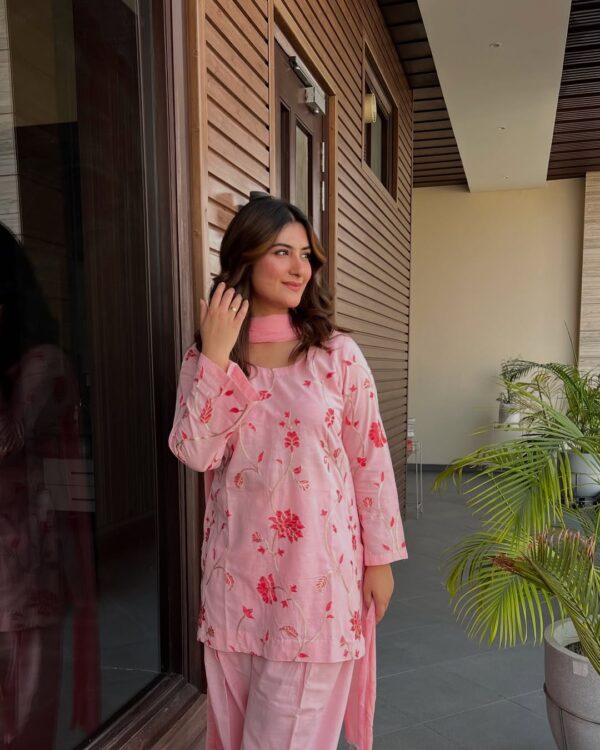 Introducing our fine linen suits. Perfect for the summers- light, breezy and comfortable.Effortl (1) Introducing our fine linen suits. Perfect for the summers- light, breezy and comfortable.Effortl (1)